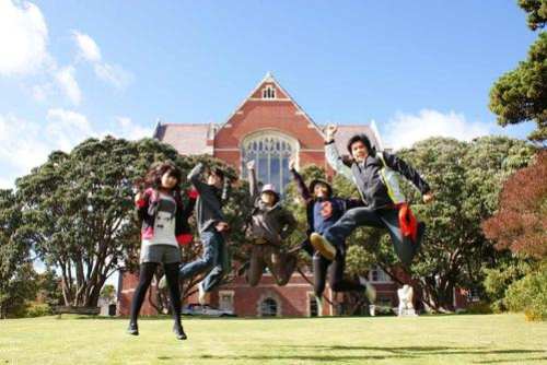 皇家山大学代写-皇家山大学专业介绍